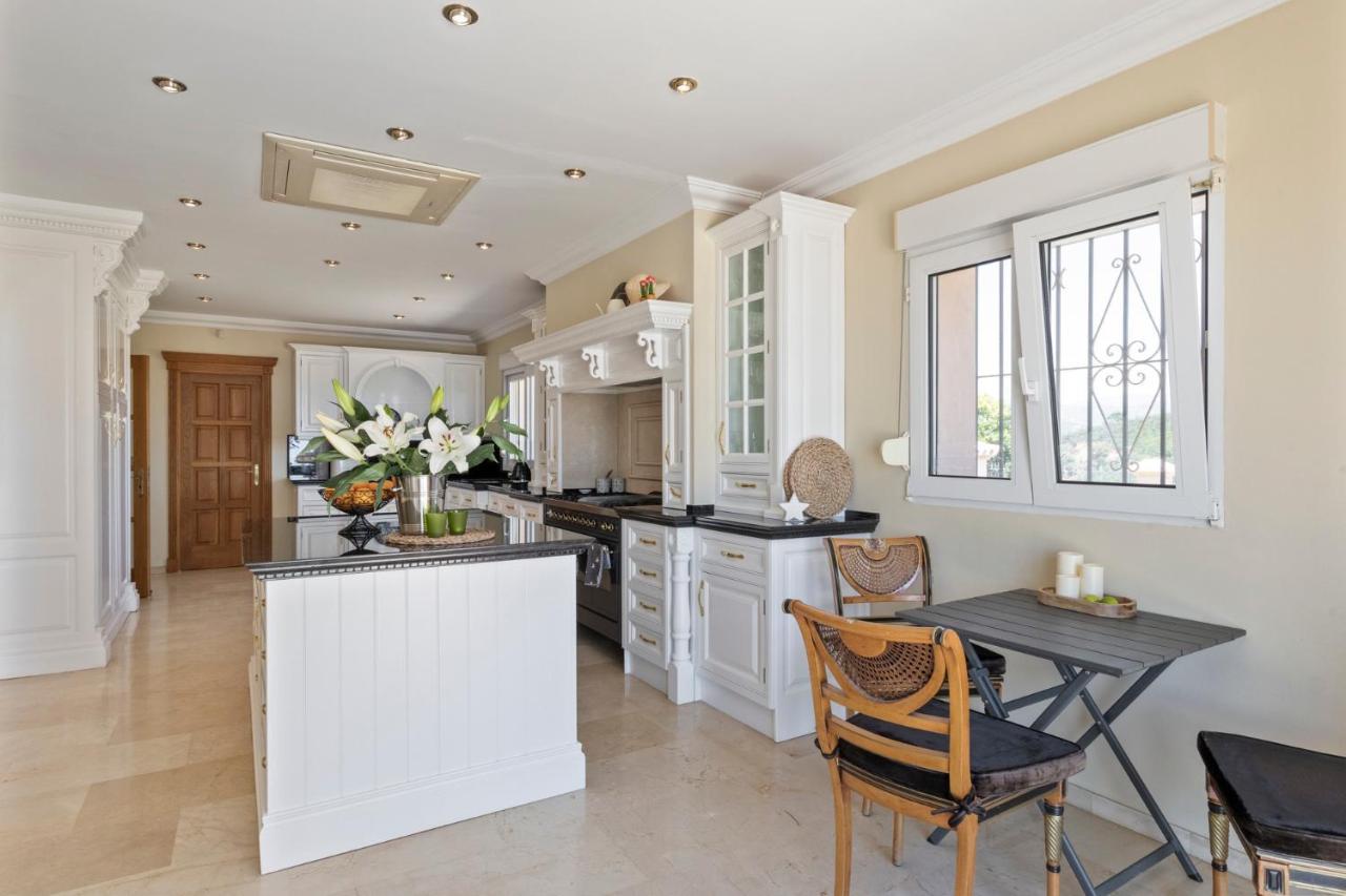 Luxury Villa Bellagio Estepona (Adults Only) Bagian luar foto